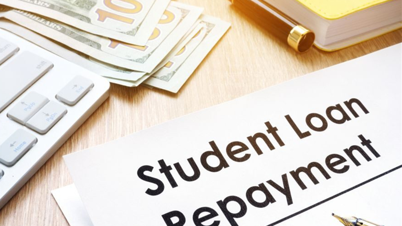 Precautions About The Student Loan post thumbnail image